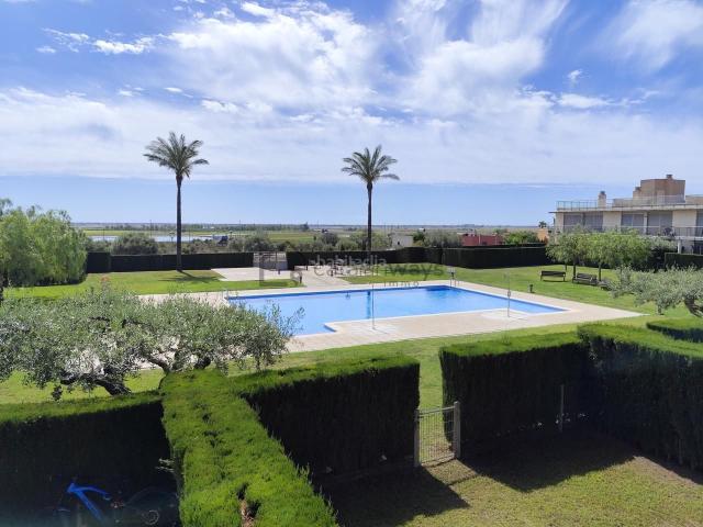 Piso en venta en Ampolla L´ Costa Dorada. Apartamento Mirador zona comunitaria con piscina. Pisos Ampolla.