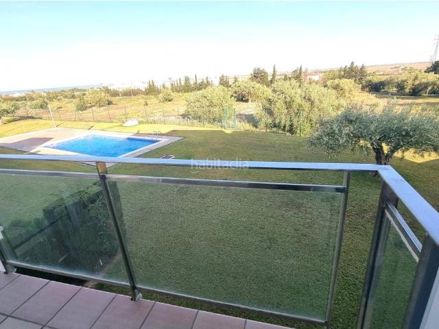 Piso en venta en Ampolla L´ Costa Dorada. Exclusivo piso con vistas al mar, parking y piscina, en LAmpolla. Pisos Ampolla.