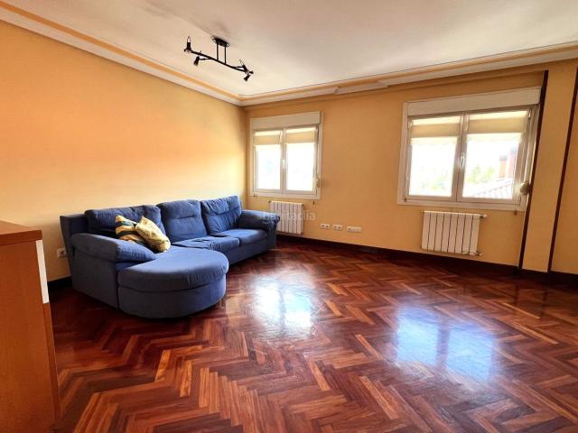 Piso en venta en Andoain. Luminoso y con vistas cerca del mercado de Andoain. Pisos.