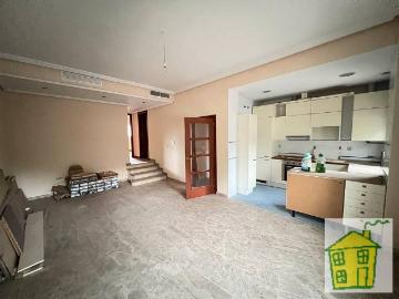 Piso en venta en Calle de Alemania, Linares - Trastero