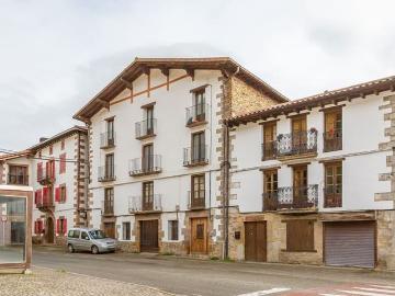 Piso en venta en Anue - Balcón, Trastero