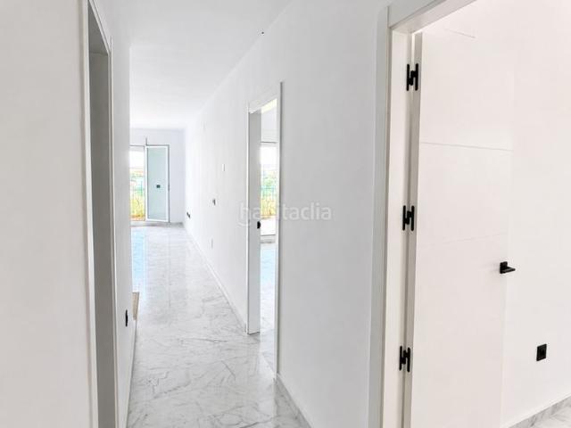 Piso en venta en Arcos de la Frontera. BAJO EN URB. VISTA DEL LAGO. Pisos Arcos de la.
