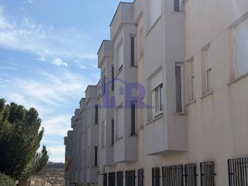 Piso en venta en Valdetórtola - Plaza aparcamiento
