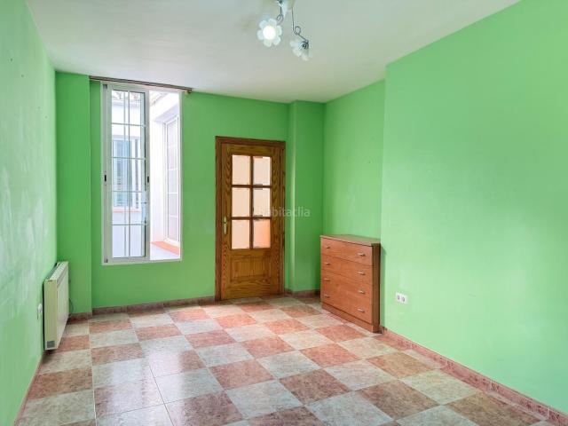 Piso en venta en Archidona. Amplio y acogedor piso en Archidona, Andalucía Ideal para entrar a vivir. Pisos.