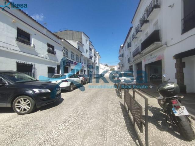 Piso en venta en Aracena. VENTA DE PISO EN ARACENA HUELVA. ACTIVO INMOBILIARIO SIN POSESIÓN, NO VISITABLE. Pisos.