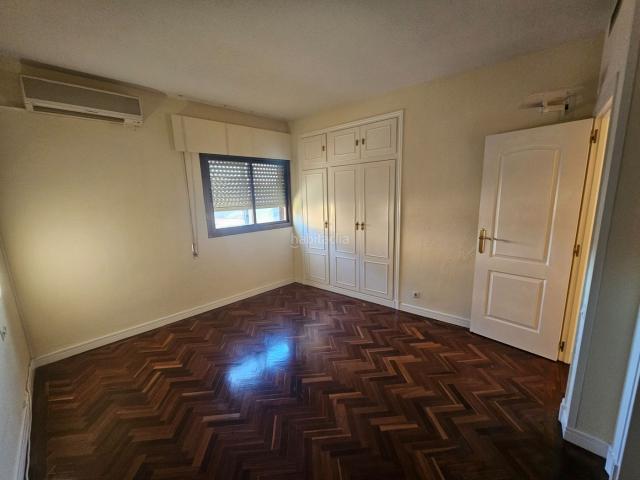 Piso en venta en Argés. PISO DE TRES DORMITORIOS EN ARGES. Pisos.