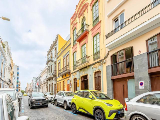 Piso en Venta en Arenales Lugo Avda. Marítima