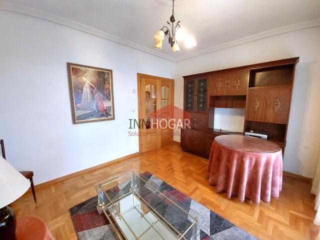 Piso en venta en Arévalo. VIVIENDA ACCESIBLE, AISLADA Y REFORMADA EN LA AVENIDA DE EMILIO ROMERO ARÉVALO 05200. Pisos.