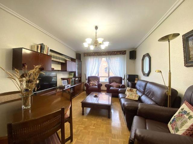 Piso en Venta en Ariznabarra
