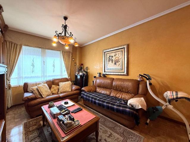 Piso en Venta en Ariznabarra