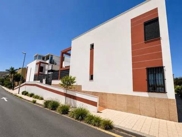 Piso en Venta en Arona