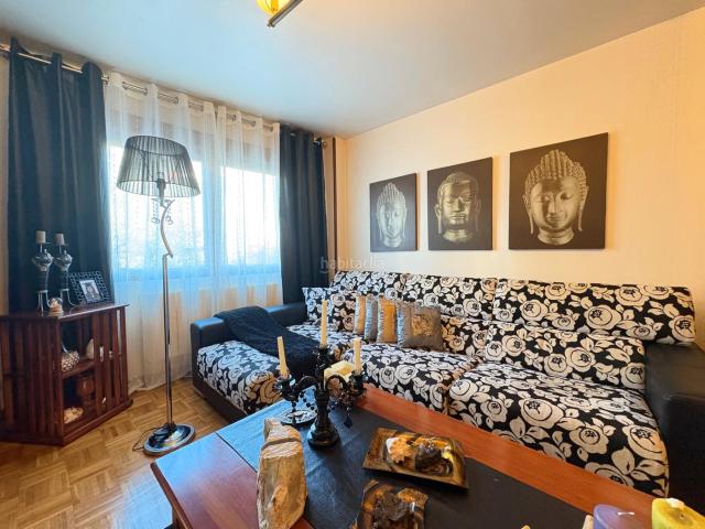 Piso en venta en Arnedillo. Piso de 3 dormitorios con terraza. Pisos.