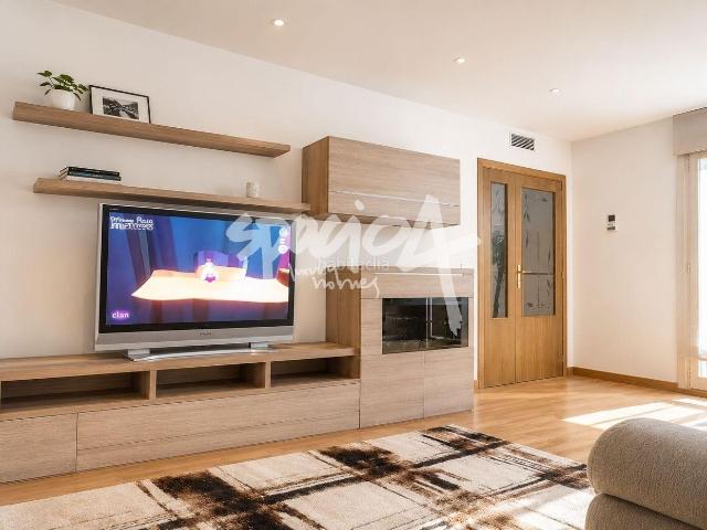Piso en venta en Arroyomolinos, Zona El Caño. Dúplex en venta en Arroyomolinos con dos terrazas. Pisos.