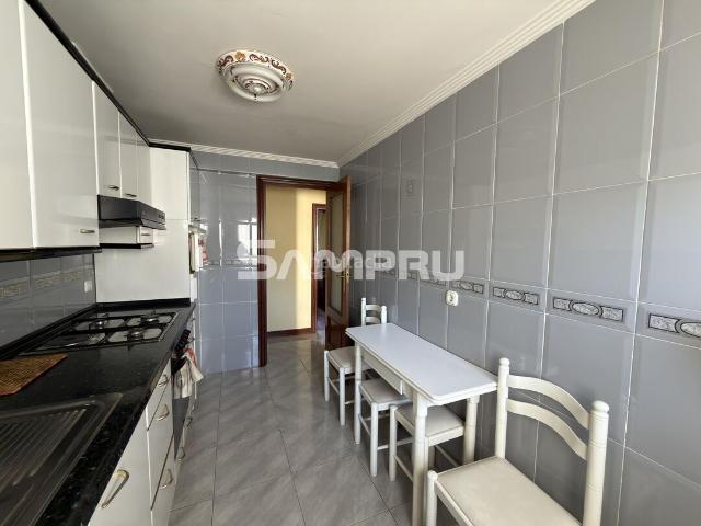 Piso en venta en Arrasate o Mondragón. AGERRE. PISO CON MUCHA CLARIDAD. Pisos Arrasate o.