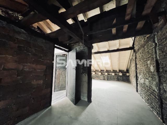 Piso en venta en Arrasate o Mondragón. EDIFICIO PARA REFORMAR EN EL CENTRO DE ARRASATE. Pisos Arrasate o.