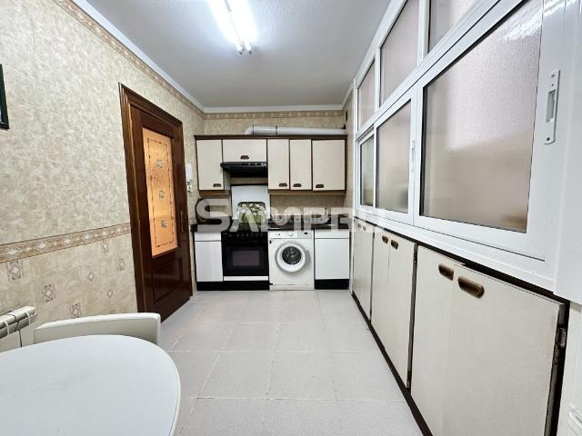 Piso en venta en Arrasate o Mondragón. FERRERIAS, 3 DORMITORIOS Y TRASTERO PARA ENTRAR A VIVIR. Pisos Arrasate o.