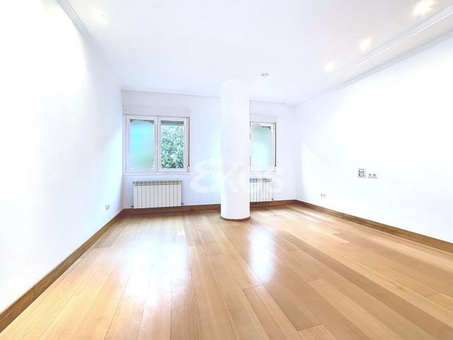 Piso en venta en Arrasate o Mondragón. Piso en venta en Centro, 2 dormitorios. Pisos Arrasate o.