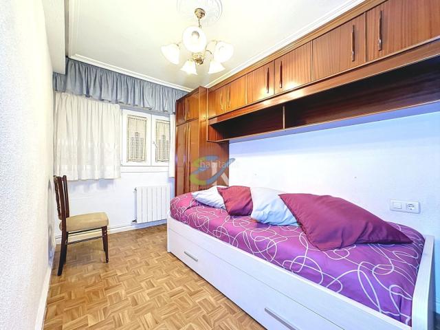 Piso en venta en Arrasate o Mondragón. Piso en venta en Santa Marina, 3 dormitorios. Pisos Arrasate o.