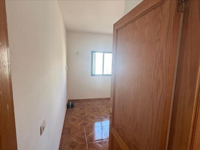 Piso en venta en Arrecife, Las Palmas en Calle Sirinoco