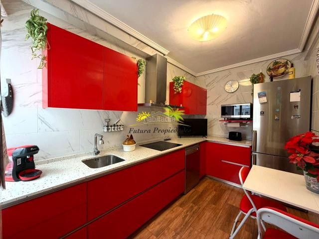 Piso en venta en Arrecife, San Francisco Javier Argana Baja. EXCELENTE PISO CON PLAZA DE GARAJE EN SAN FRANCISCO JAVIER. Pisos.