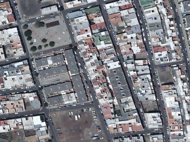 Piso en venta en Arrecife, San Francisco Javier Argana Baja. Venta de Piso en Antonio Bermudez, Arrecife Las Palmas. Pisos.