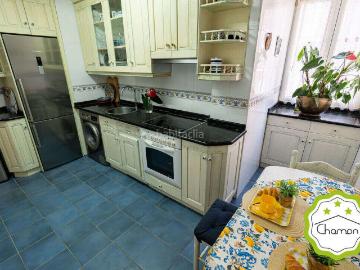 Piso en venta en Arrigorriaga. En pleno centro del municipio!. Pisos.