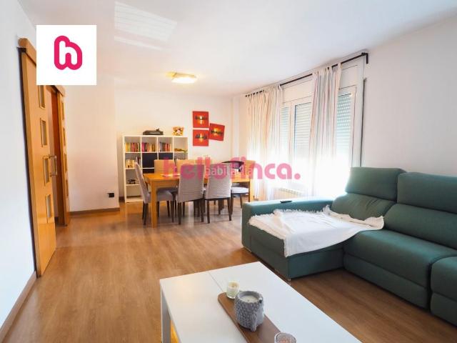 Piso en venta en Artés. Luminoso piso reformado con 3 habitaciones en Artés. Pisos.