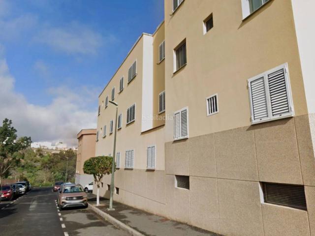 Piso en venta en Arucas, Cardones. INMUEBLE EN RENTABILIDAD. Pisos.