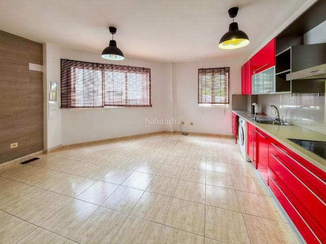 Piso en venta en Arucas, Los Portales Visvique. OPORTUNIDAD. Pisos.