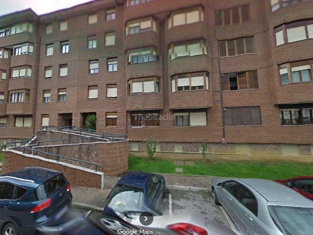 Piso en venta en Astillero El. SE VENDE inmueble ALQUILADO en Astillero El. Pisos Astillero.