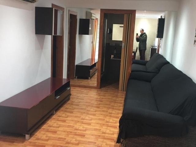 Piso en venta en Bufalá Badalona, ideal inversión