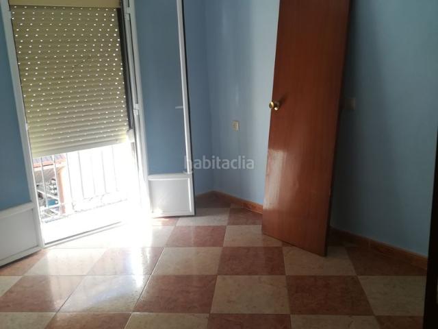 Piso en venta en Bujalance. P83 PISO DE DOS PLANTAS CON CHIMENEA. Pisos.