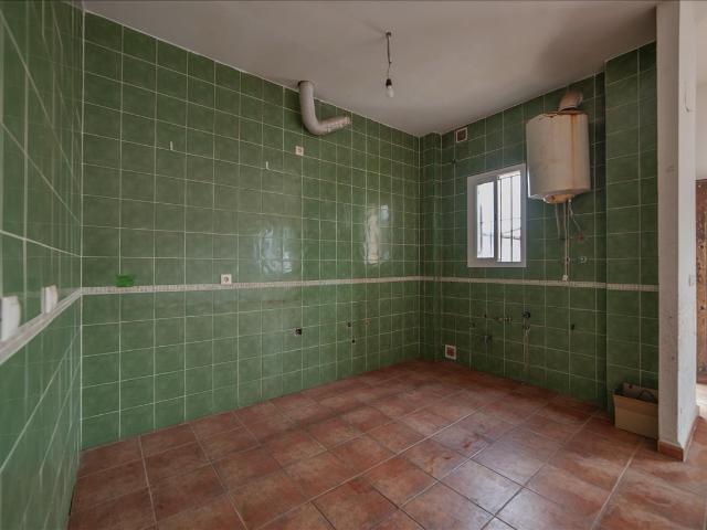 Venta de Piso tapiado en planta baja, Burguillos Sevilla