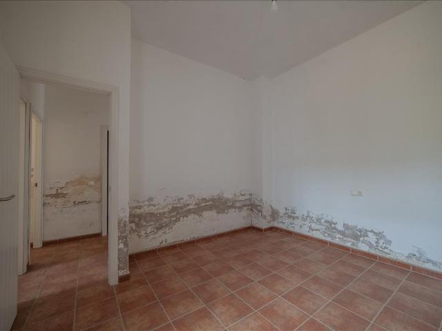 Piso en venta en Burguillos, Sevilla en Calle Velazquez