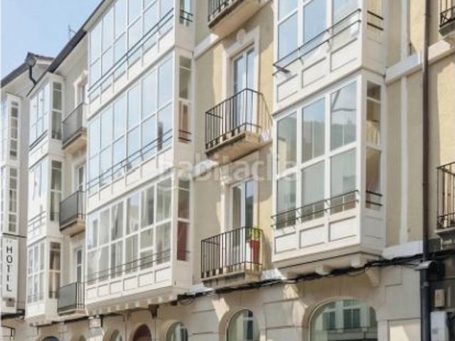 Piso en venta en Burgos, Villa Pilar. Pisos.