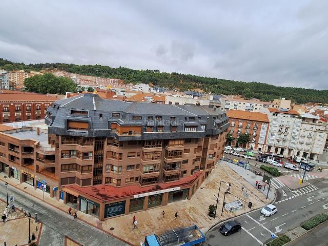 Piso en venta en Burgos, Villa Pilar. Pisos.