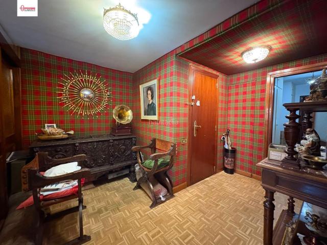 Piso en venta en Burgos, Casco Antiguo. PISO EN VENTA EN LA ZONA NOBLE DE LA CIUDAD. Pisos.