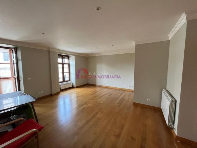 Piso en venta en Burgos, Casco Antiguo. Pisos.