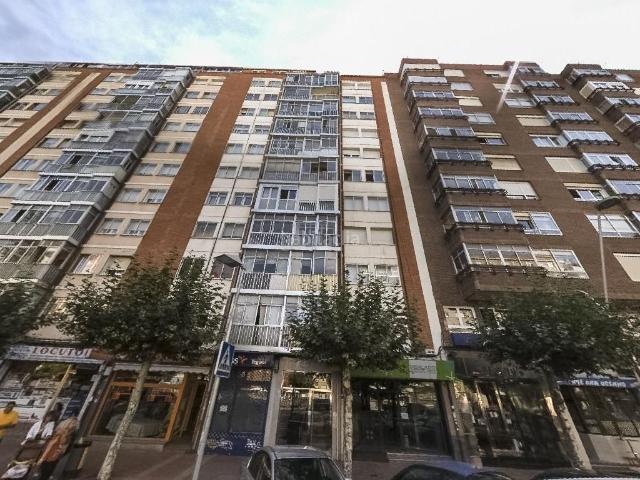 Piso en venta en Burgos, Gamonal San Bruno G9. Venta de Piso sin posesión no visitable en Burgos. Pisos.