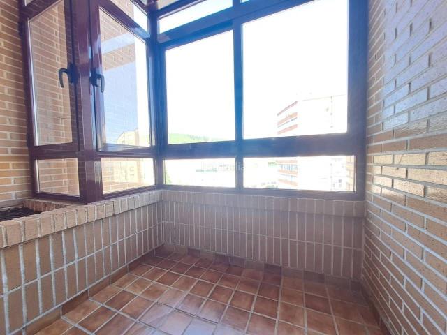 Piso en venta en Burgos, Los Vadillos R. Sanitaria Pozanos. PISAZO EXTERIOR PARA ENTRAR A VIVIR EN AVD CID 4 DORMITORIOS 2 BAÑOS 2 TERRAZAS GARAJE Y TRASTERO. Pisos.
