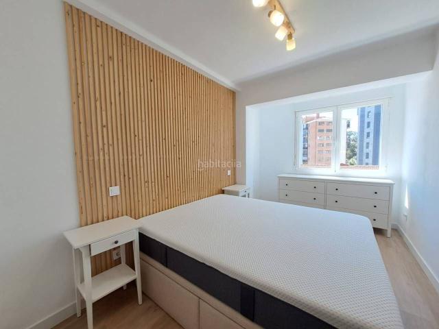 Piso en venta en Burgos, San Pedro de la Fuente. ESTRENA PRECIOSO PISO REFORMADO DE LUJO EN ZONA PASEO DE LA ISLA. Pisos.