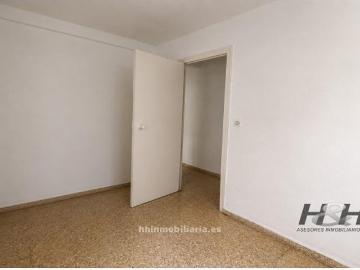 Piso en Venta en Burjassot, Valencia