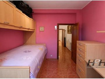 Piso en Venta en Burjassot, Valencia