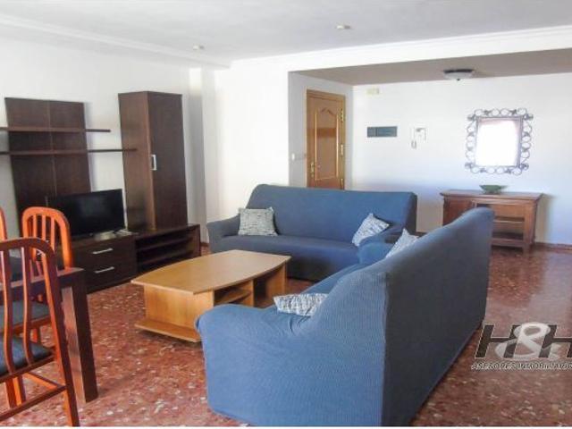 Piso en Venta en Burjassot, Valencia