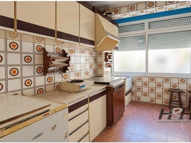 Piso en Venta en Burjassot, Valencia