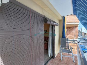 Piso en venta en Burjassot, Zona Concordia. Amplio piso con ascensor y listo para entrar a vivir en Burjassot!. Pisos.
