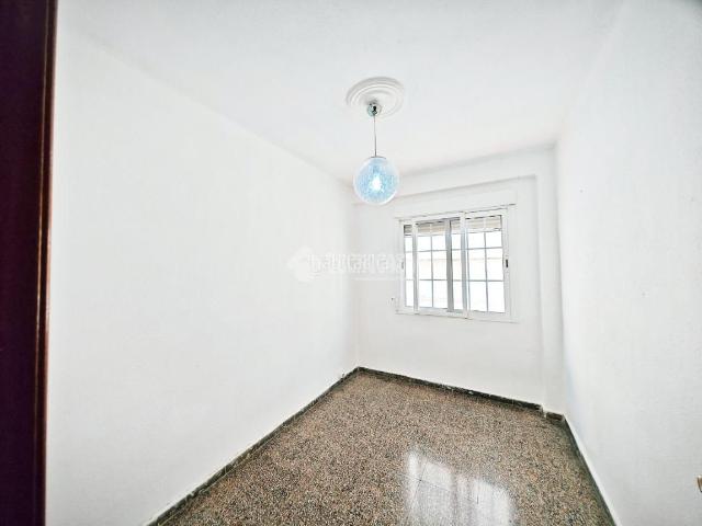Piso en venta en Burjassot, El Castell. Piso en venta en Burjassot. Pisos.
