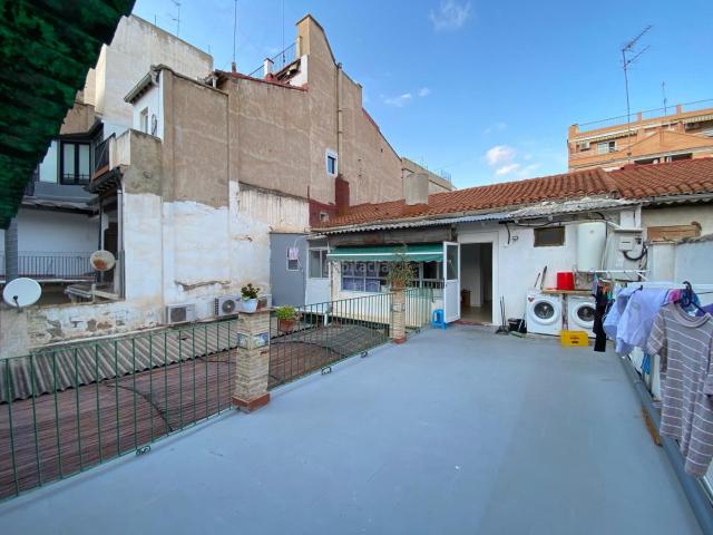 Piso en venta en Burjassot, El Castell. Pisos.