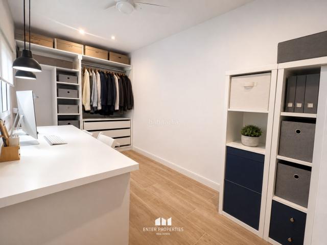 Piso en venta en Burjassot, L´Eixereta. ENTRESUELO DE TRES DORMITORIOS CON DOA TERRAZAS EN BURJASSOT.Te presentamos esta vivienda situada en Burjassot, ubicada en una pla. Pisos.