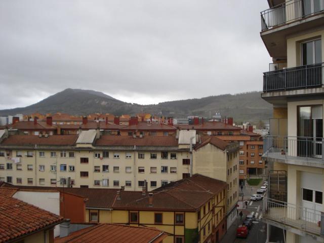 Piso en venta en Burlada. Piso con Balcón Burlada. Pisos.